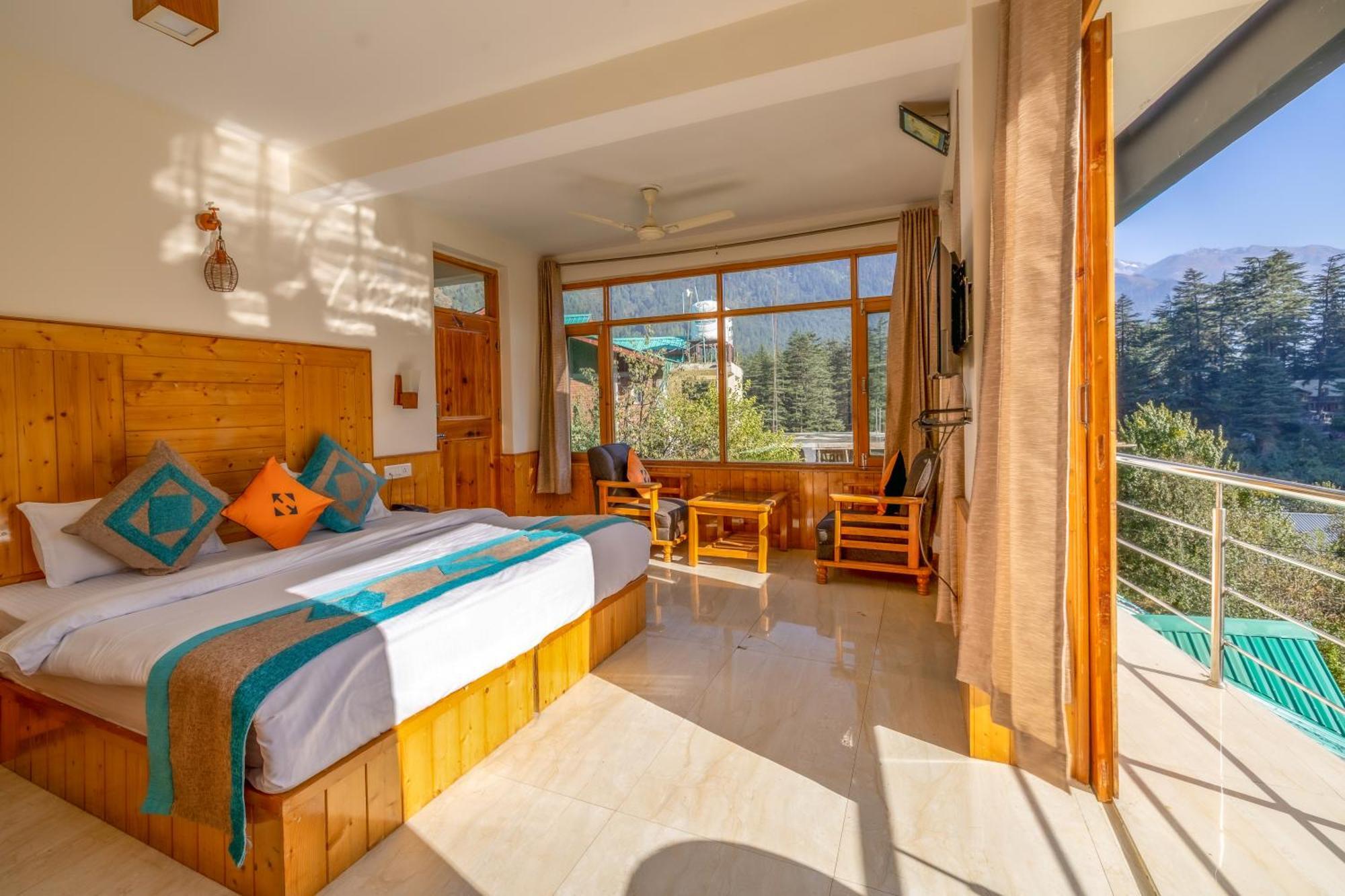 Hide-In Old Manali Hotel Exterior photo