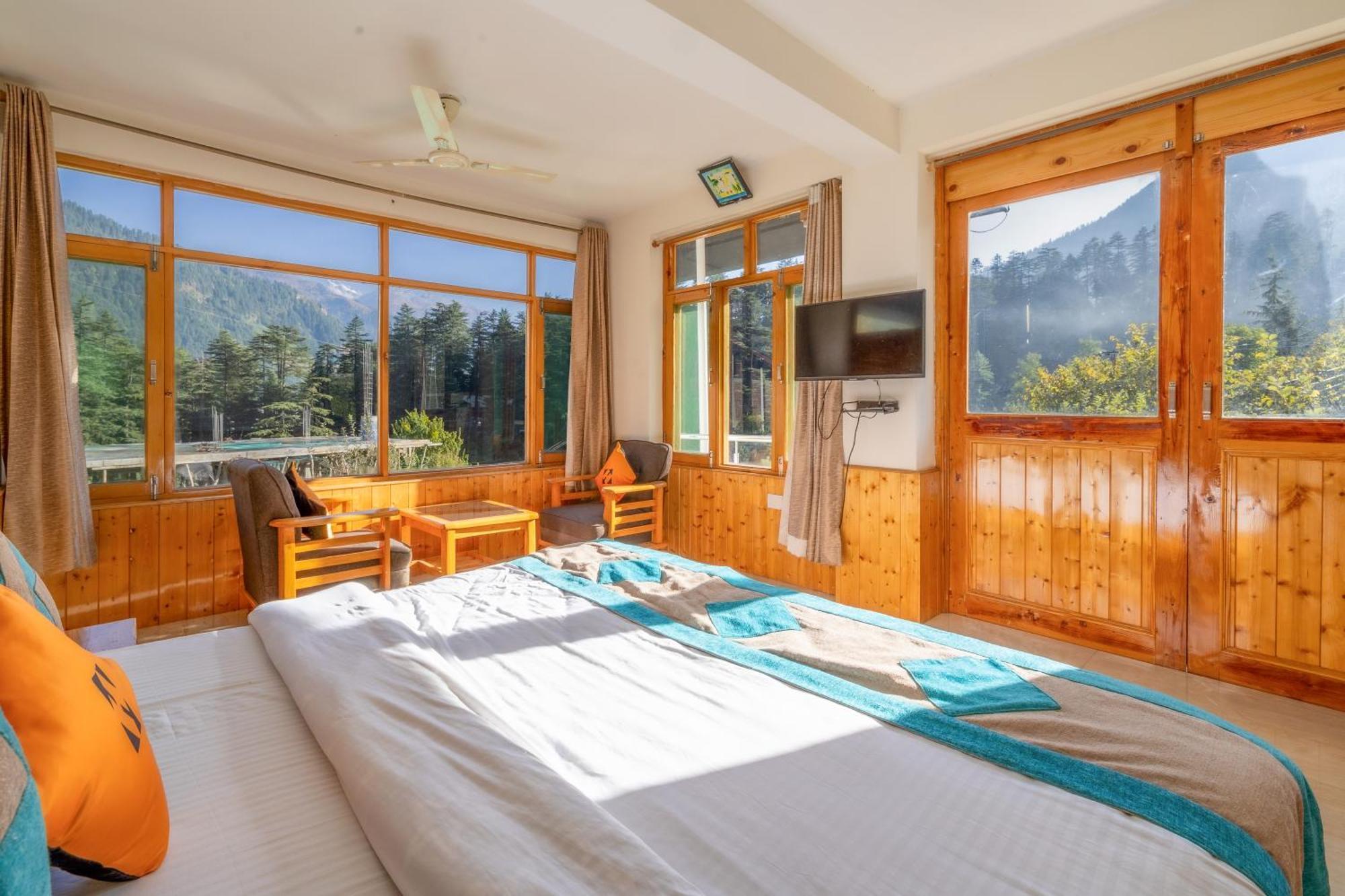 Hide-In Old Manali Hotel Exterior photo